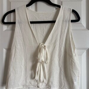 Elegant White Sleeveless Top
